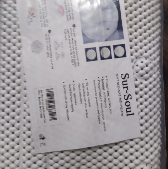 Soft Bath Mat with Pillow. - Picture 3 of 4